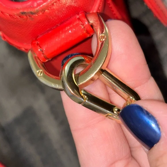 Tory Burch Robinson Chain Bag in Poppy Red - Picture 13 of 14